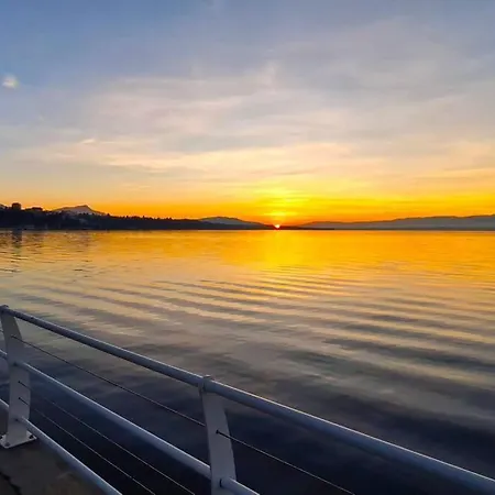 Avec Vue 180 Sur Le Leman *